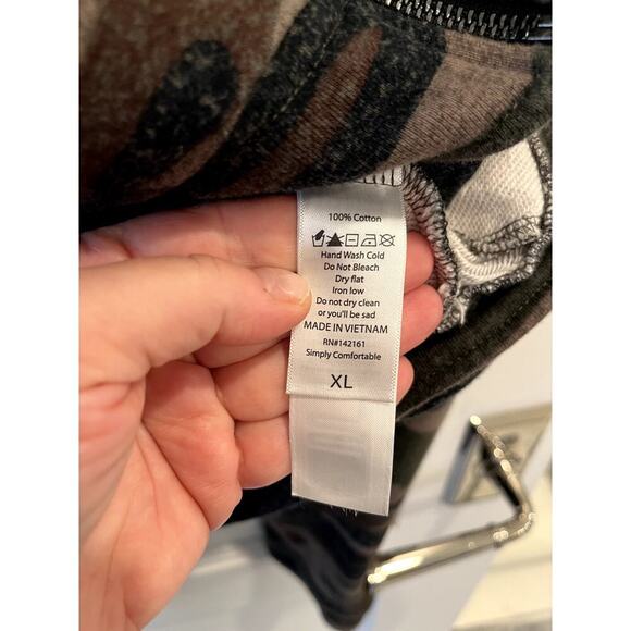 Lularoe Size XL Extra Large Presley Moto Jacket Camo - Picture 5 of 6